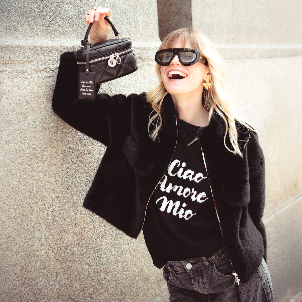 Seul black chest shoulder bag - Women Bags | Le Pandorine